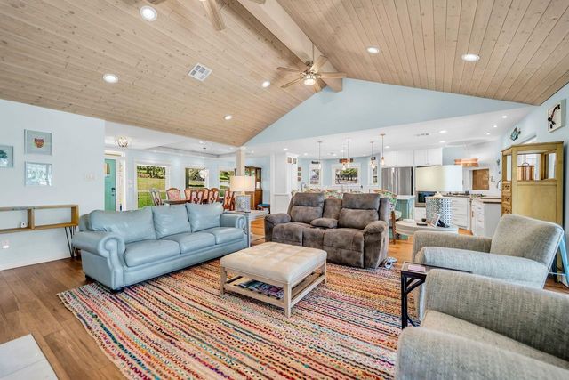 310 Cove Loop, Coldspring, TX 77331