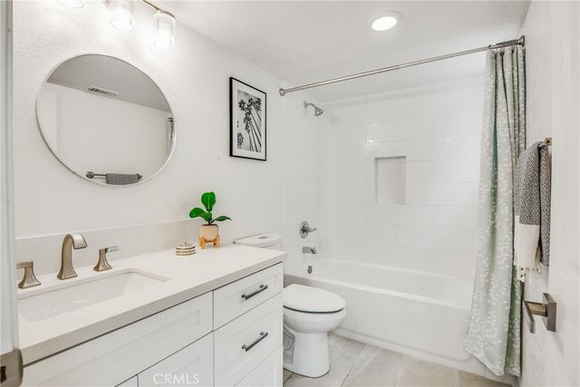 1731 Ford, Redondo Beach, CA 90278