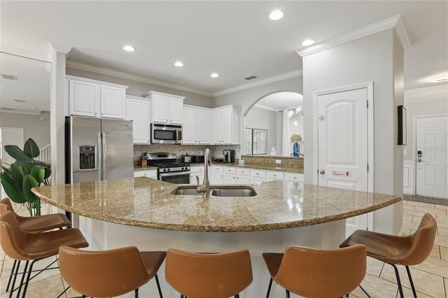 4147 OAKTREE DRIVE, Davenport, FL 33837