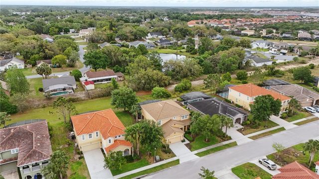 4147 OAKTREE DRIVE, Davenport, FL 33837