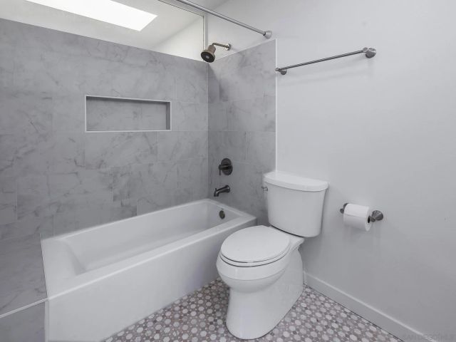 141 Mozart, Cardiff, CA 92007