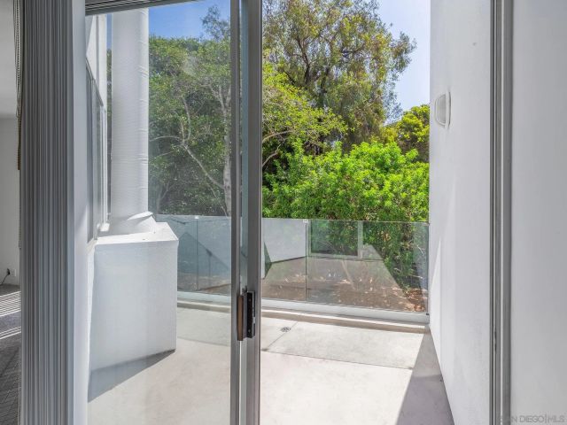 141 Mozart, Cardiff, CA 92007
