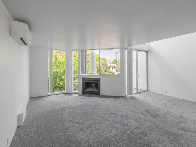 141 Mozart, Cardiff, CA 92007
