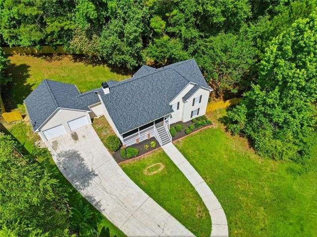 3928 Brianna Drive, Powder Springs, GA 30127