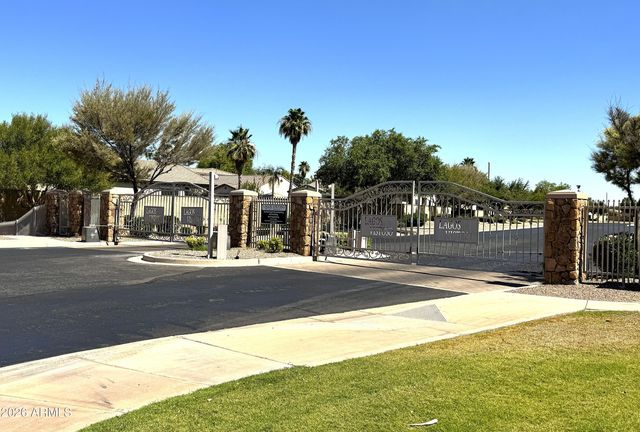 627 E La Costa Drive, Chandler, AZ 85249
