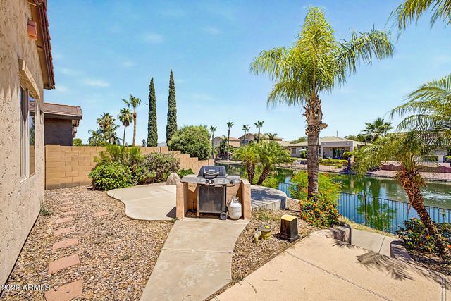627 E La Costa Drive, Chandler, AZ 85249
