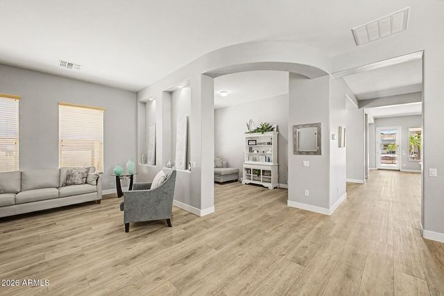 627 E La Costa Drive, Chandler, AZ 85249