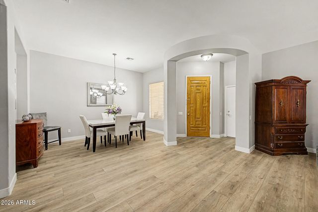 627 E La Costa Drive, Chandler, AZ 85249