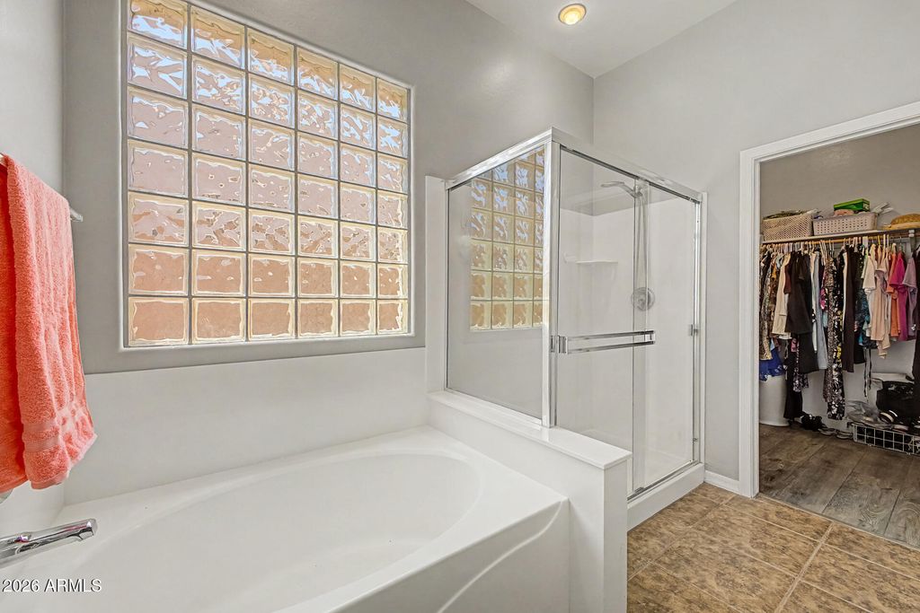 Image 23 of property listing at 627 E La Costa Drive, Chandler, AZ 85249