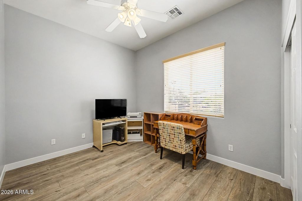Image 29 of property listing at 627 E La Costa Drive, Chandler, AZ 85249