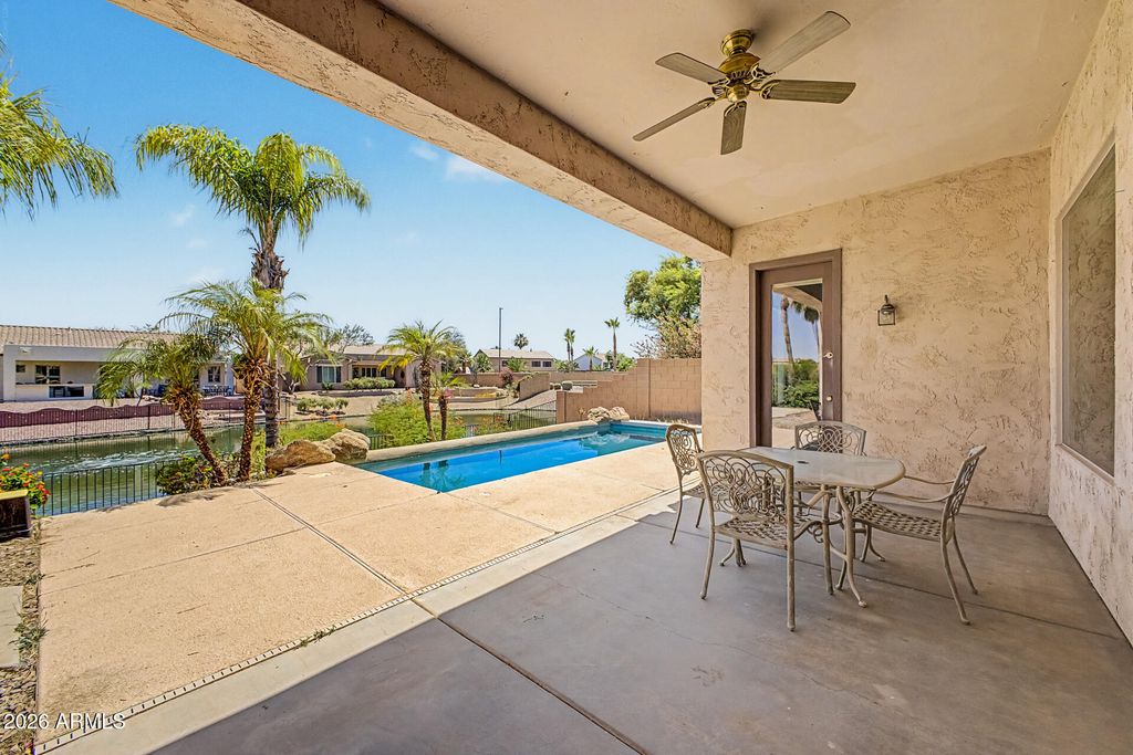 Image 32 of property listing at 627 E La Costa Drive, Chandler, AZ 85249