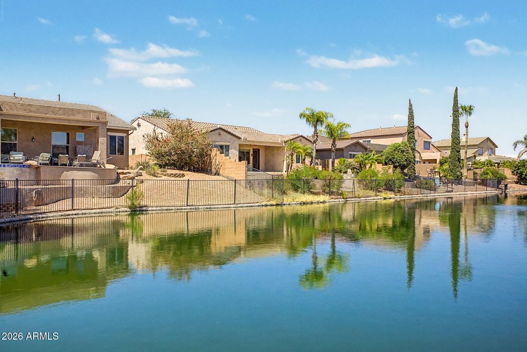Image 40 of property listing at 627 E La Costa Drive, Chandler, AZ 85249