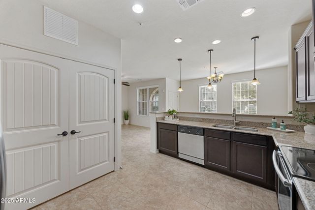 4707 E THUNDERHEART Trail 103, Gilbert, AZ 85297