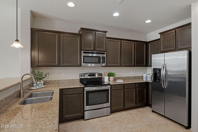 4707 E THUNDERHEART Trail 103, Gilbert, AZ 85297