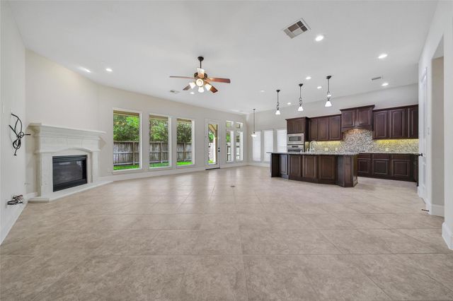 23414 Fauburg Drive, New Caney, TX 77357