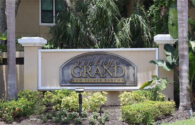 4001 CROCKERS LAKE BOULEVARD 21, Sarasota, FL 34238