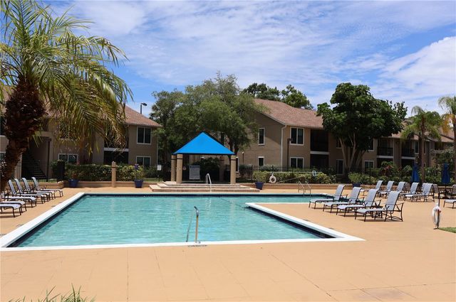 4001 CROCKERS LAKE BOULEVARD 21, Sarasota, FL 34238