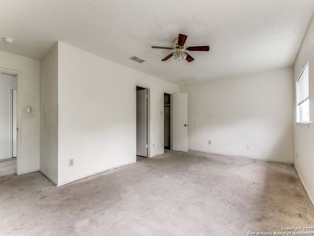 4955 Brianna Pl, San Antonio, TX 78251