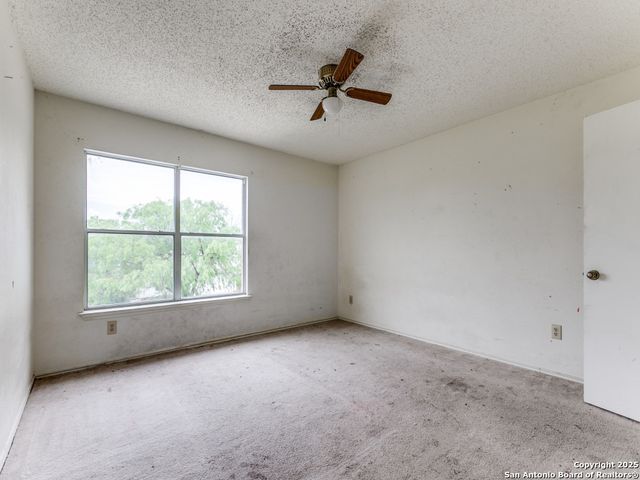4955 Brianna Pl, San Antonio, TX 78251