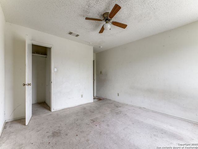 4955 Brianna Pl, San Antonio, TX 78251