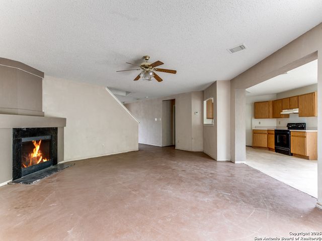 4955 Brianna Pl, San Antonio, TX 78251