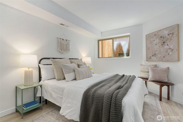 2513 225th Place NE, Sammamish, WA 98074