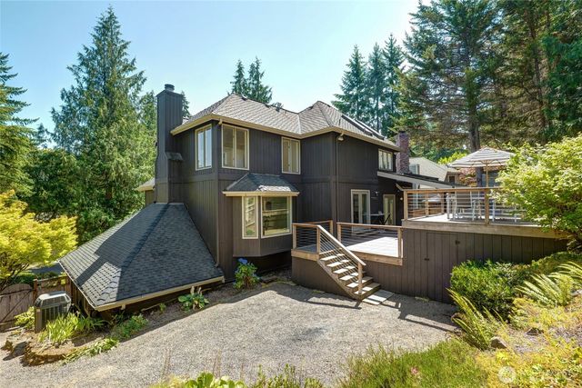 2513 225th Place NE, Sammamish, WA 98074