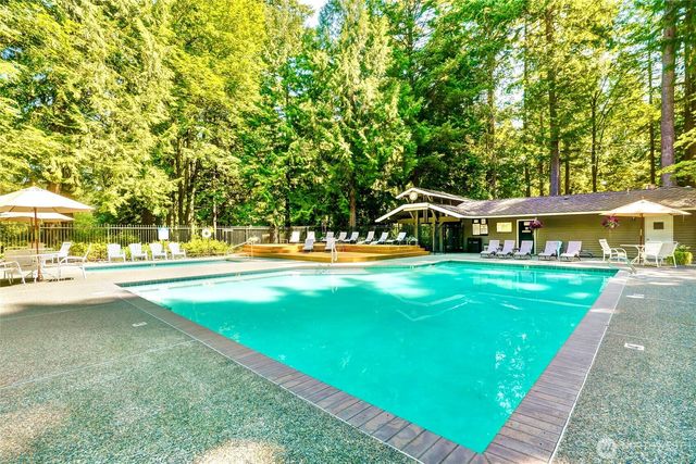 2513 225th Place NE, Sammamish, WA 98074