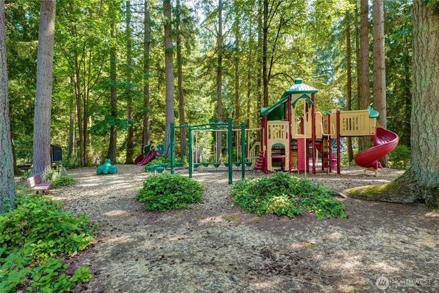 2513 225th Place NE, Sammamish, WA 98074