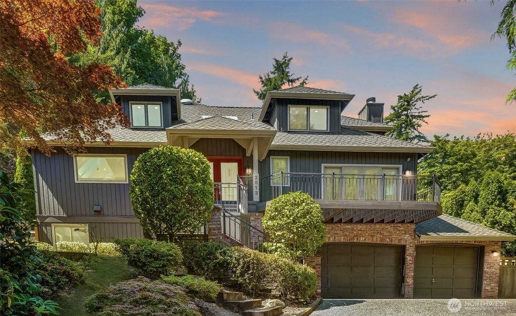 2513 225th Place NE, Sammamish, WA 98074