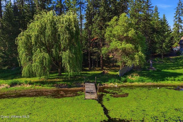 2206 Gypsy Bay Rd, Sagle, ID 83860