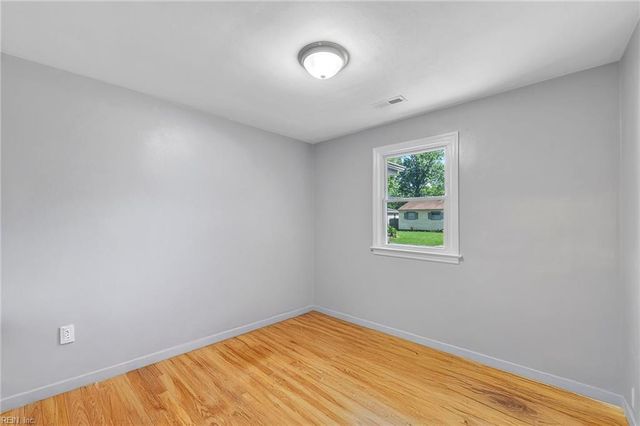 907 Rowland AVE, Chesapeake, VA 23324