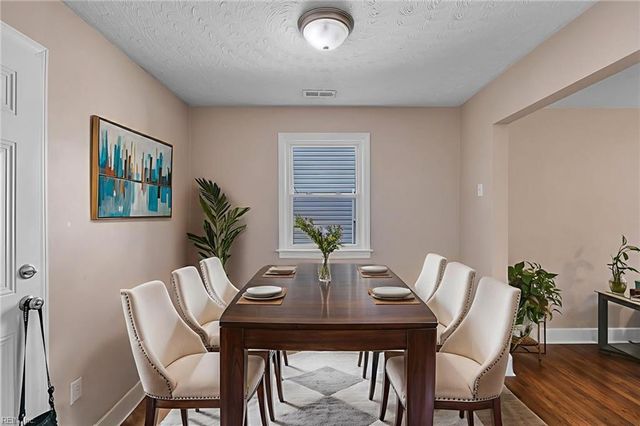 907 Rowland AVE, Chesapeake, VA 23324