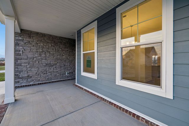 8238 Netterfield Drive, White House, TN 37188