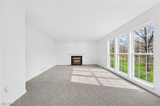 87 Crystal Court, Brunswick, OH 44212