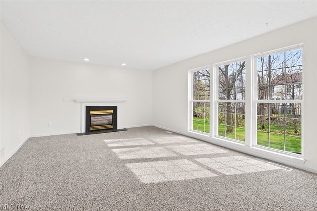87 Crystal Court, Brunswick, OH 44212