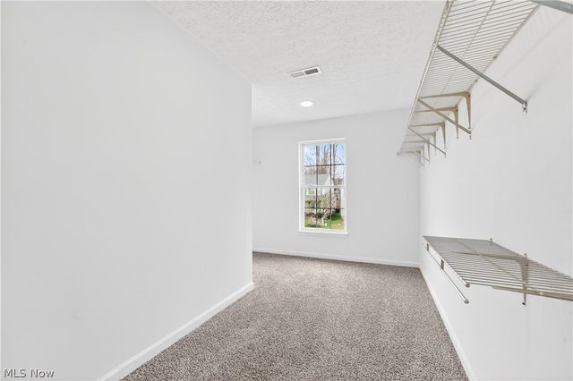 87 Crystal Court, Brunswick, OH 44212