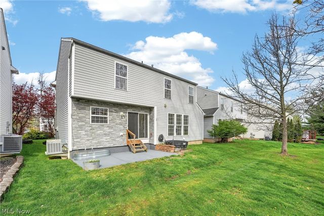 87 Crystal Court, Brunswick, OH 44212