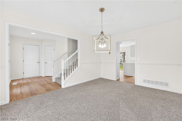 87 Crystal Court, Brunswick, OH 44212