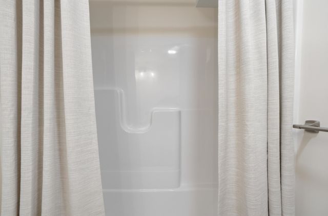 50 Cobbetts Pond Road, Windham, NH 03087