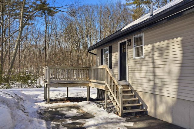 50 Cobbetts Pond Road, Windham, NH 03087