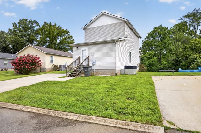 658 West End St, Cookeville, TN 38501