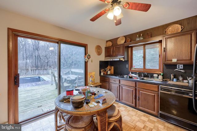 291 DOUTS HILL RD, Holtwood, PA 17532