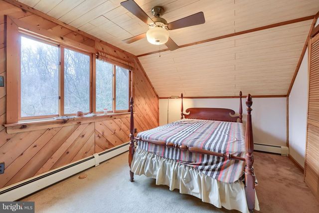 291 DOUTS HILL RD, Holtwood, PA 17532