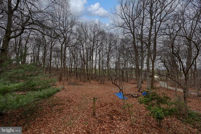 291 DOUTS HILL RD, Holtwood, PA 17532