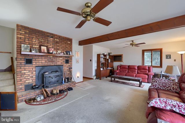 291 DOUTS HILL RD, Holtwood, PA 17532