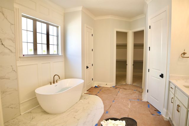 601 CEDAR SHADOWS CIR W, Collierville, TN 38017