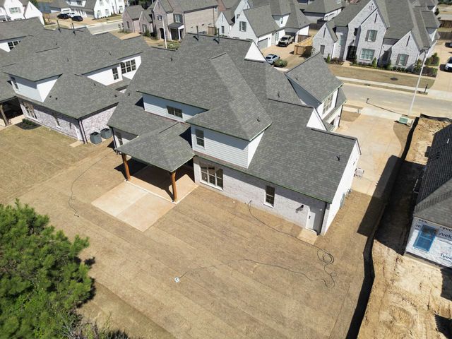 601 CEDAR SHADOWS CIR W, Collierville, TN 38017