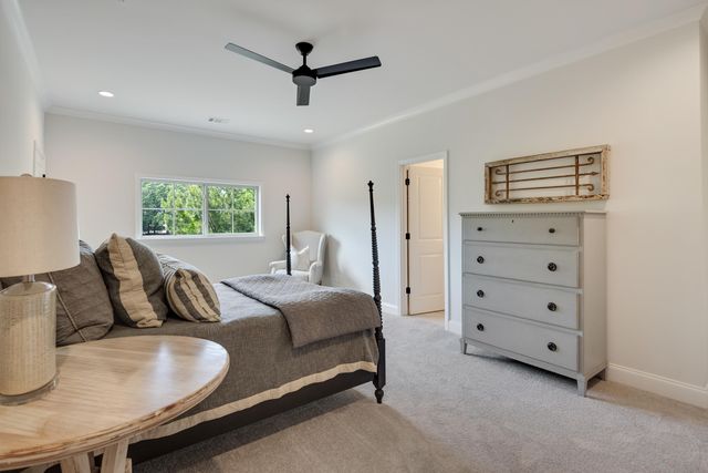 601 CEDAR SHADOWS CIR W, Collierville, TN 38017