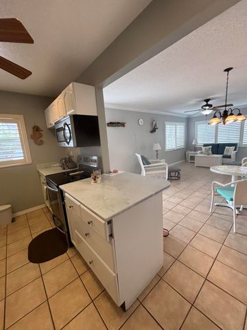 1309 Bayshore Drive 104, Fort Pierce, FL 34949